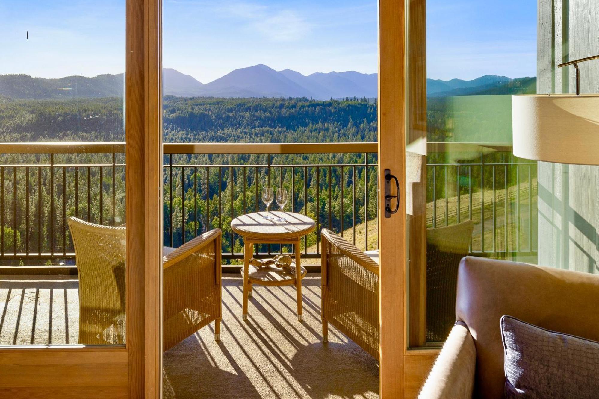 The Best Luxury River View Full Apartment Lodge Unit - 5049 克利埃勒姆 外观 照片